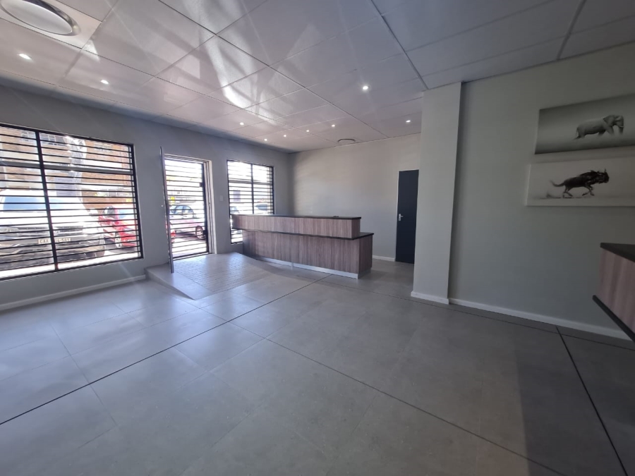 To Let Commercial Property for Rent in Wynberg Western Cape